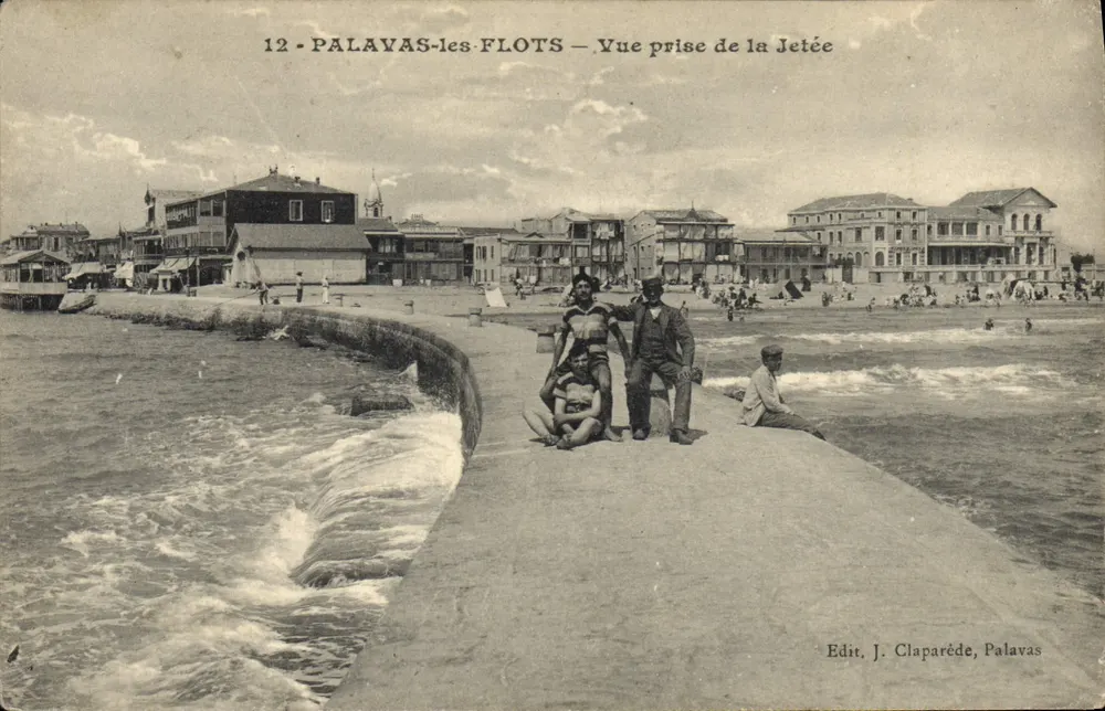 Palavas-les-Flots — Vista tirada da Ponte — Edit. J. Claparède, Palavas - Frente