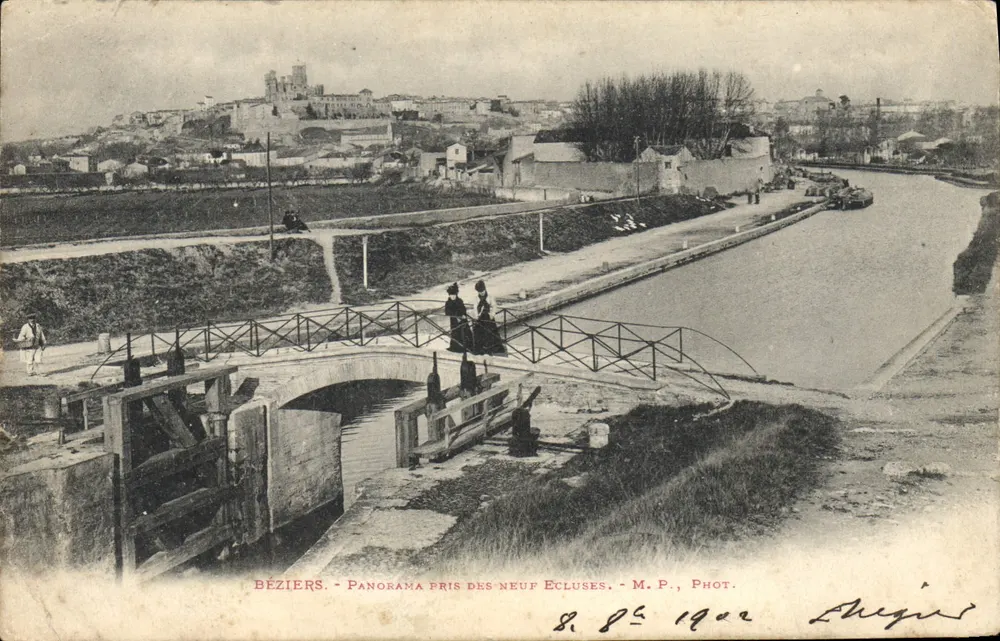 Béziers - Panorama tirado das nove comportas — M.P., Fot. - Fot. Augiris - Frente