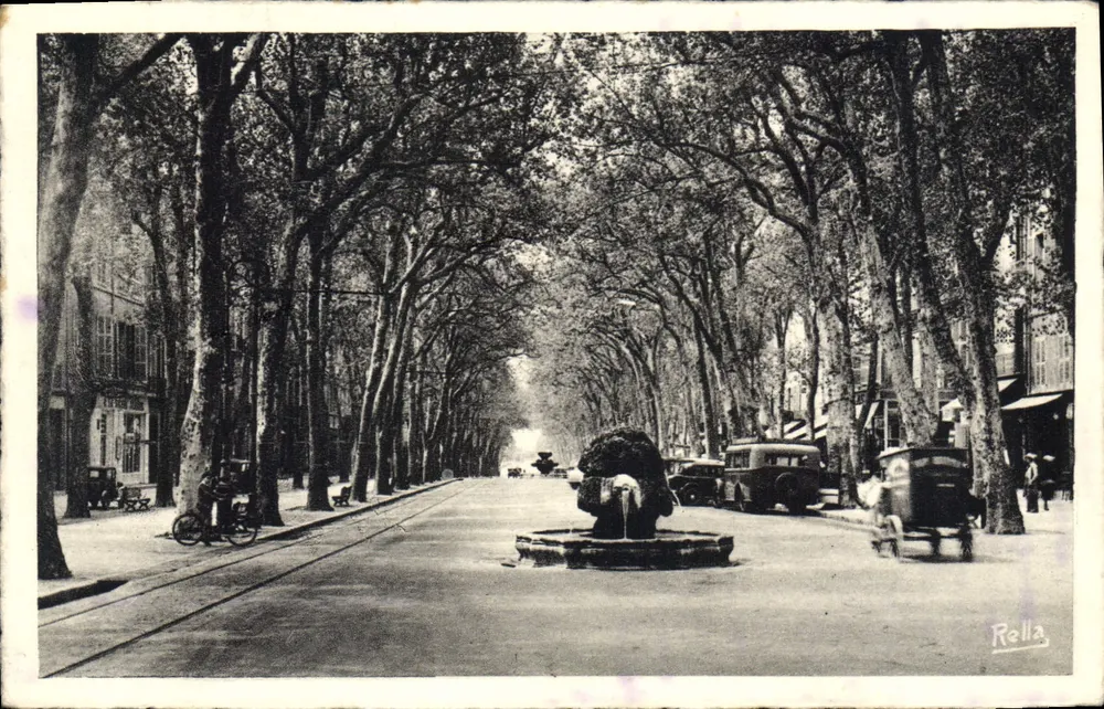 Aix-en-Provence — O curso Mirabeau — editor Rolla - Frente