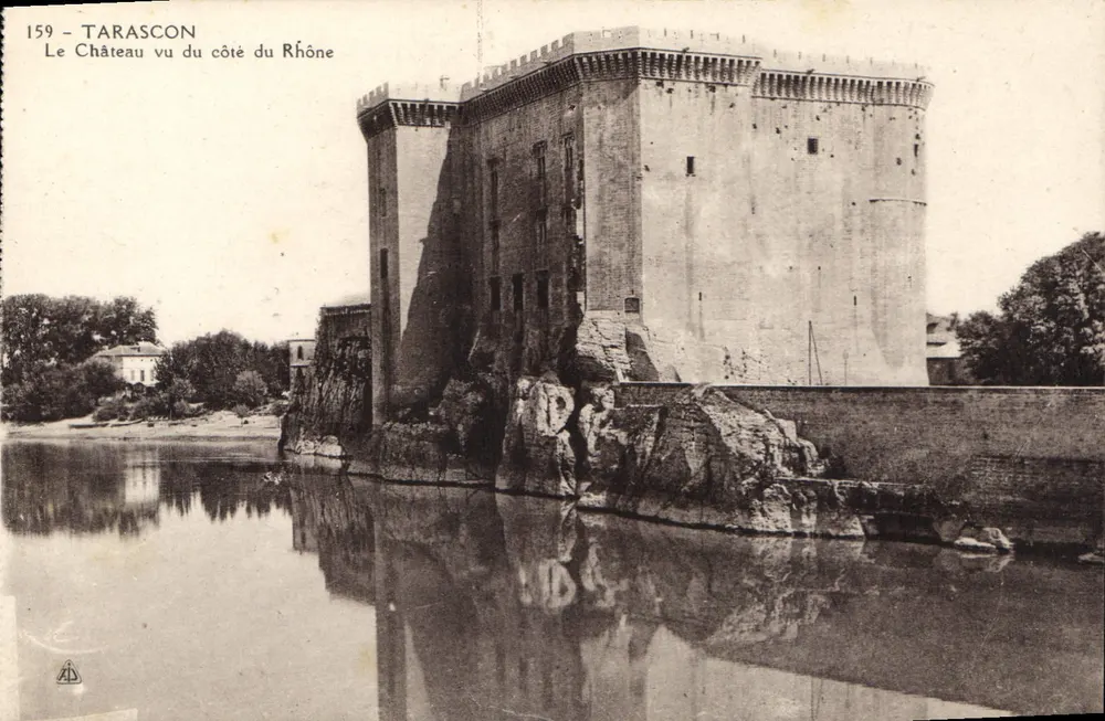 Tarascon — O Castelo visto do lado do Ródano — Editor AD, n° 159 - Frente