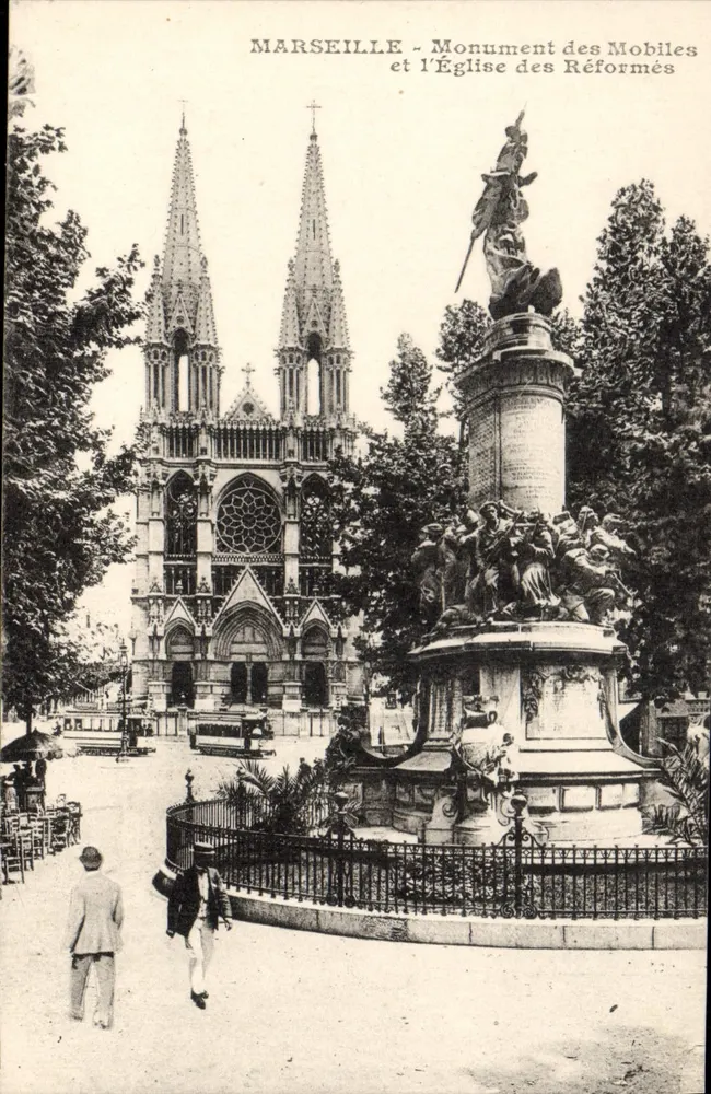 Marseille — Denkmal der Mobiles und die Reformierte Kirche - Vorderseite