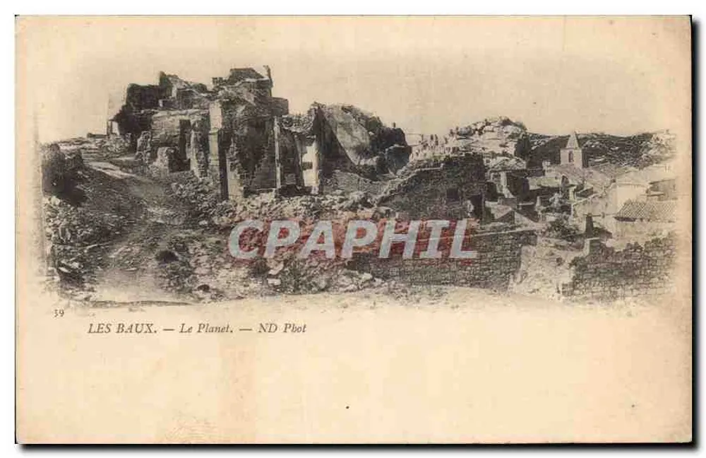 Les Baux — Le Planet — ND Pbot - Frente