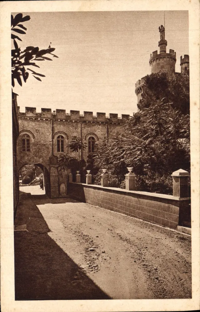 Burg Pamperiquista (Port-Tarason) — Verlag Saint-Michel-de-Frigolet - Vorderseite