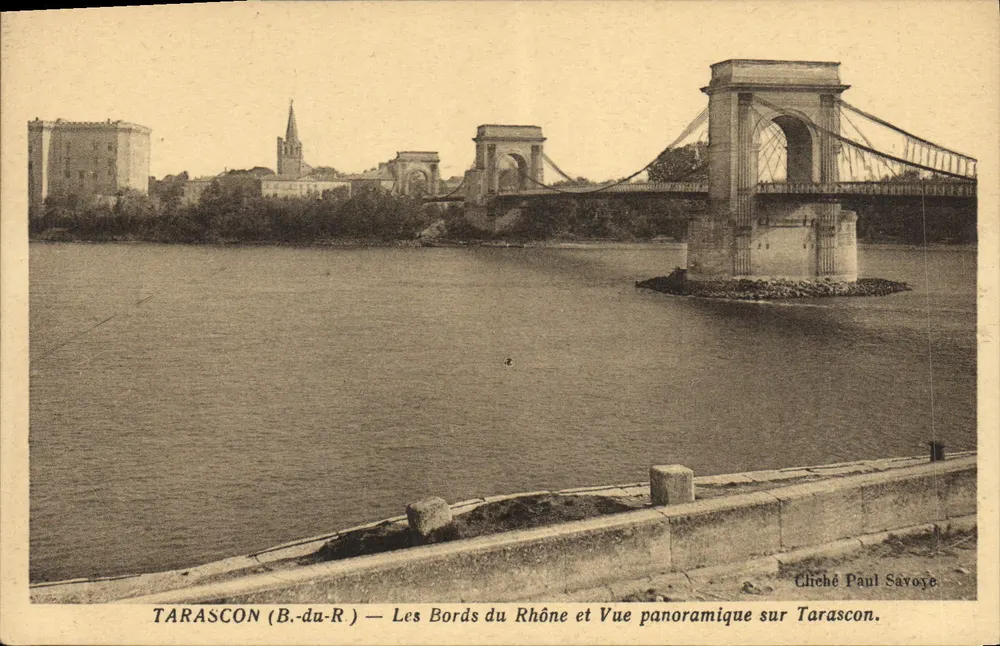 Tarascon (B.-du-R.) — Blick auf die Ufer des Rhônes und Panoramablick auf Tarascon — Chéhé Paul Savoye - Vorderseite