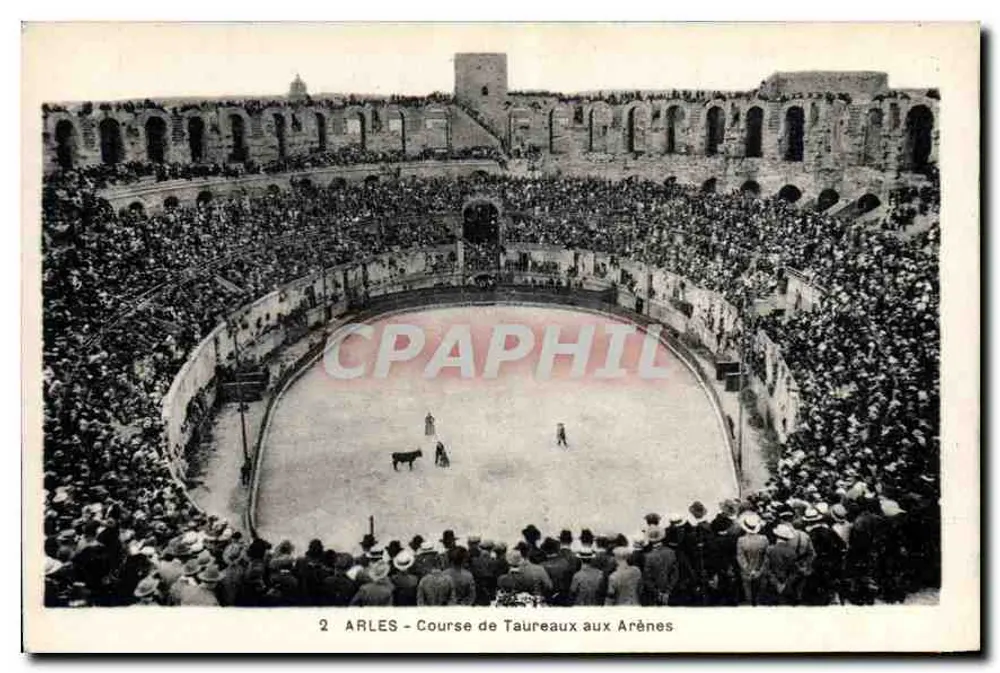 Arles — Corrida de touros nas Arênes — n°2 - Frente