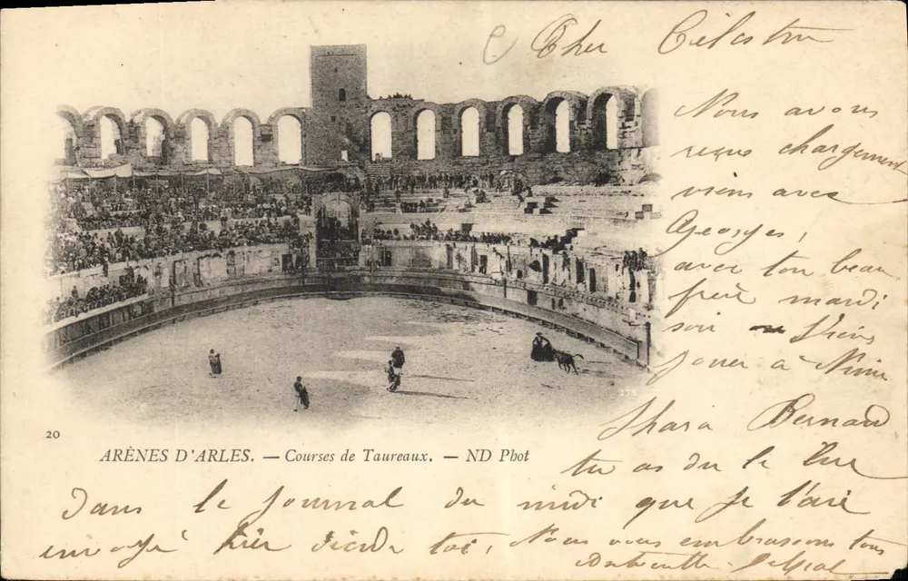 Arênes de Arles — Corridas de Touros — ND Fot - Frente
