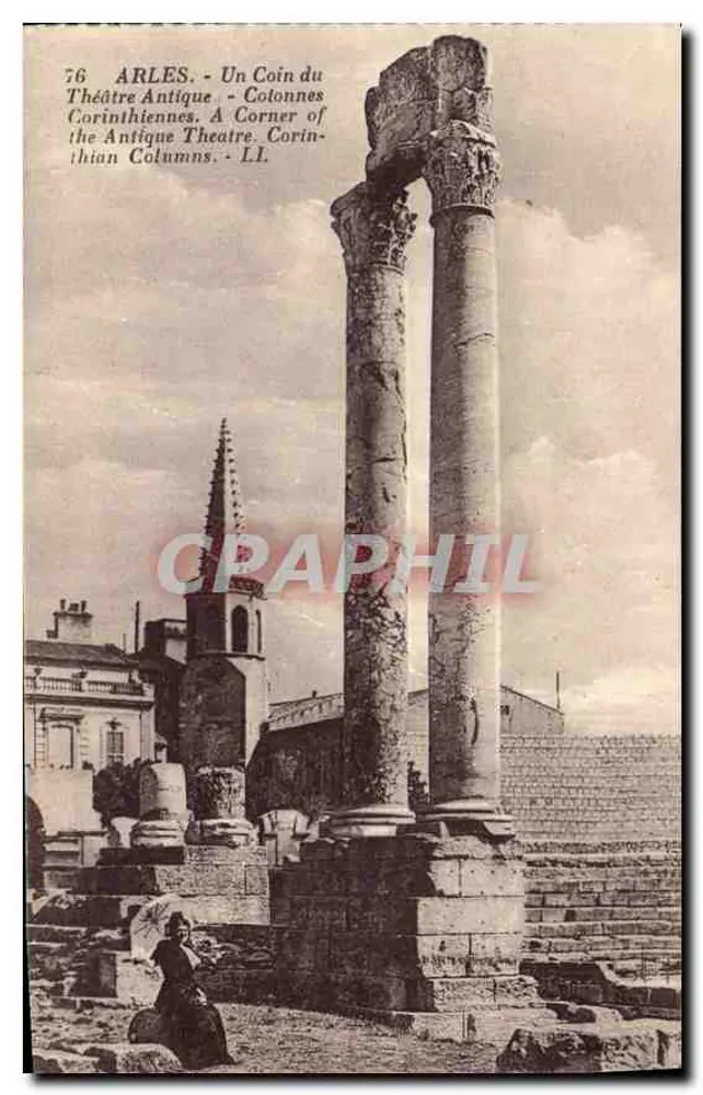 Arles - Ein Eckbereich des antiken Theaters - korinthische Säulen — LL, n°76 - Vorderseite