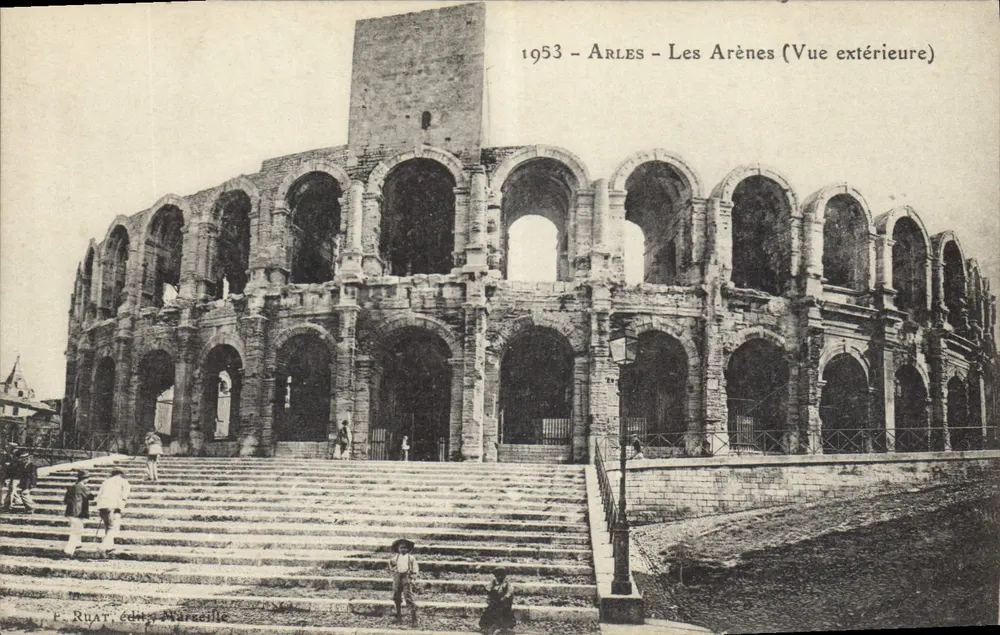 Arles - Les Arènes (Vue extérieure) — 1953 — Éditeur E. Ruat, Marseille - Frente