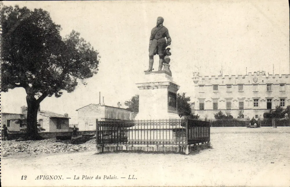 Avignon — A Place du Palais — LL. — n°12 - Frente