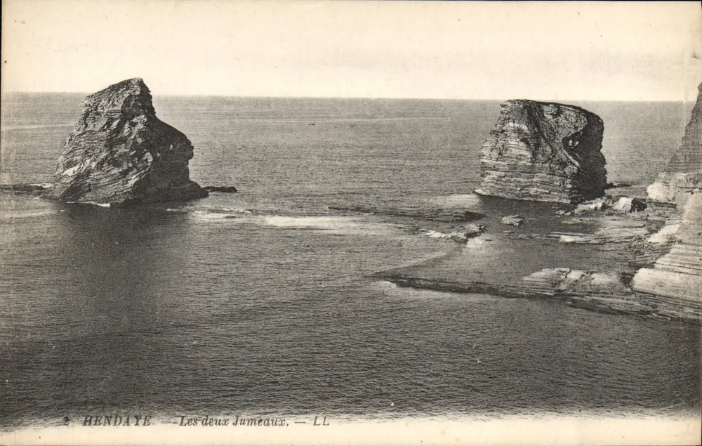 Hendaye — Os Dois Gêmeos — LL - Frente