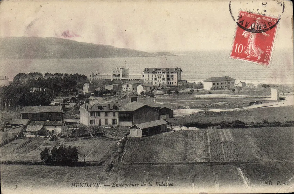 Hendaye — Embouchure de la Bidassoa — ND Photo - Frente