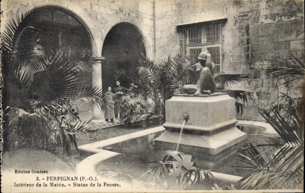 Innenansicht des Rathauses - Statue des Denkens - Perpignan (P.-O.) - Vorderseite
