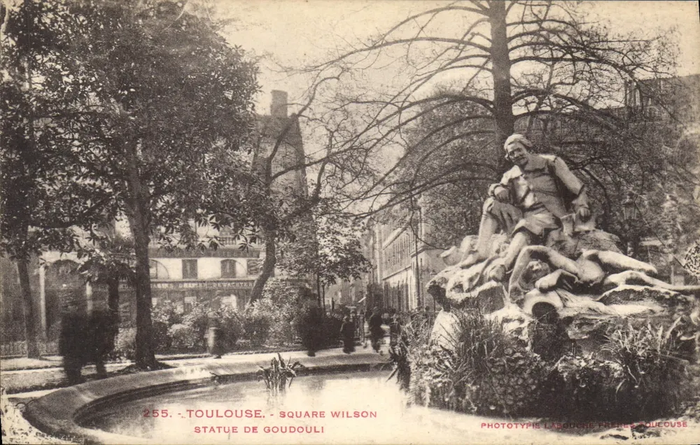 Toulouse - Square Wilson - Statue von Goudouli - Vorderseite