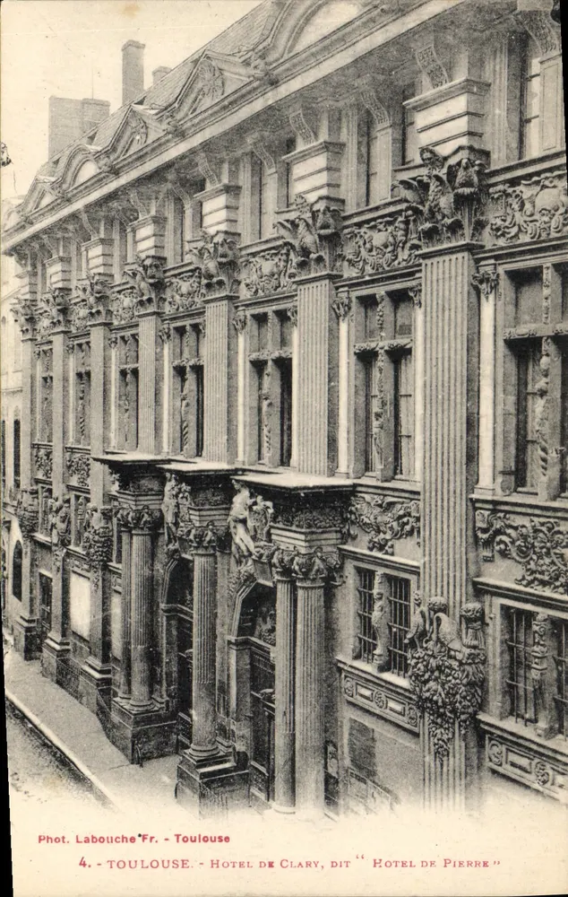 Hôtel de Clary, genannt 'Hôtel de Pierre' — Toulouse — Fot. Labouche 'Fr.' - Vorderseite