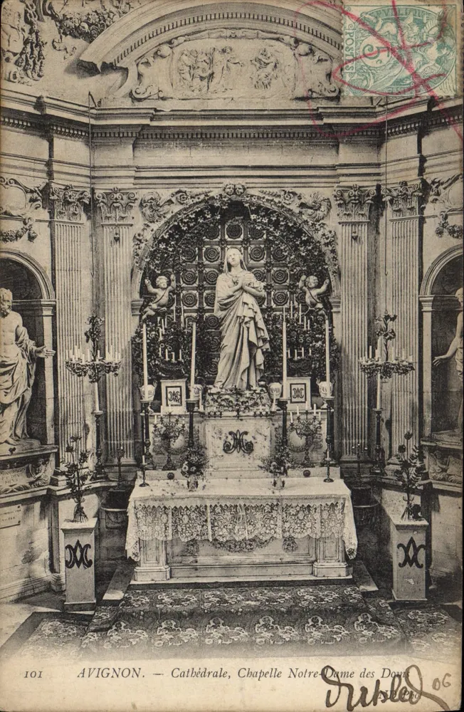Avignon — Catedral, Capela Notre-Dame-des-Douleurs — Editor: C. D. R. n° 101 - Frente