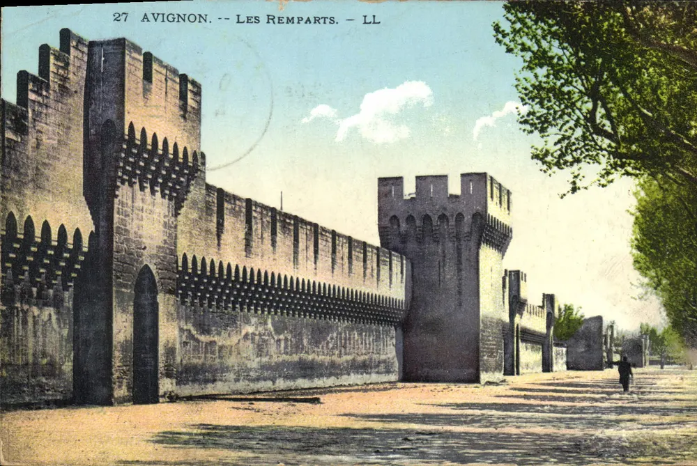 Avignon — Os Muros — LL - Frente