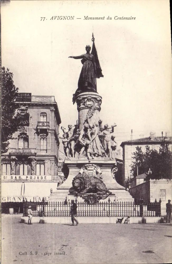 Avignon — Monumento do Centenário — Coll. S. F. - repr. interd. - Frente