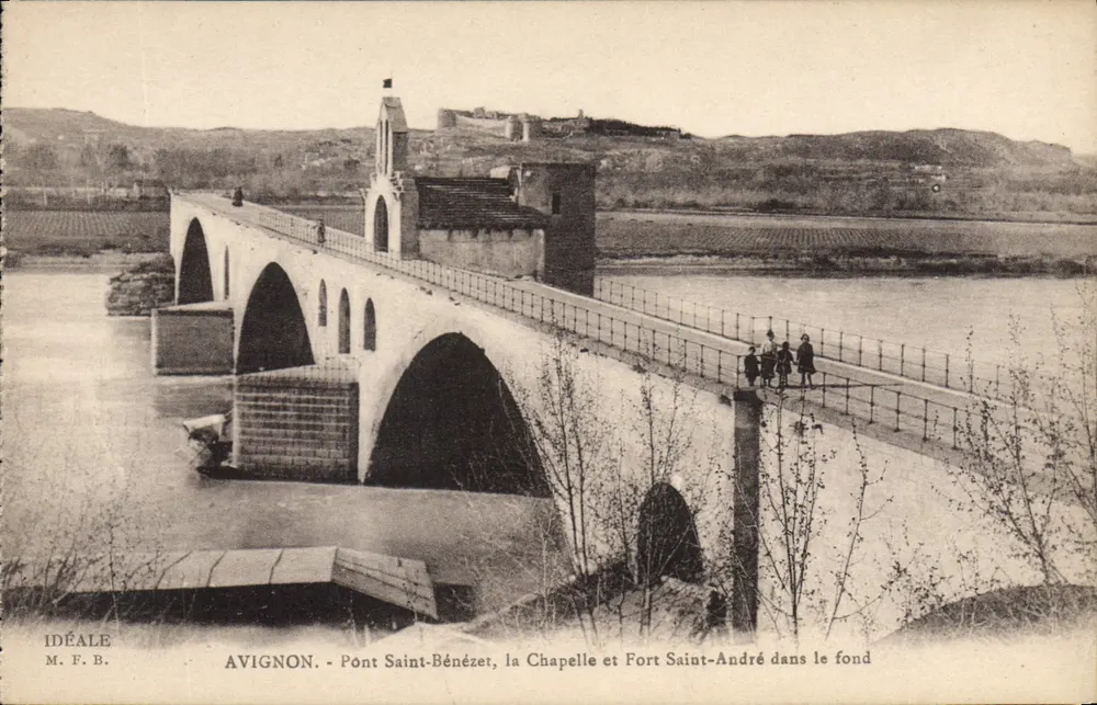 Avignon - Pont Saint-Bénézet, die Kapelle und das Fort Saint-André im Hintergrund — Édition Idéale, M. F. B. - Vorderseite