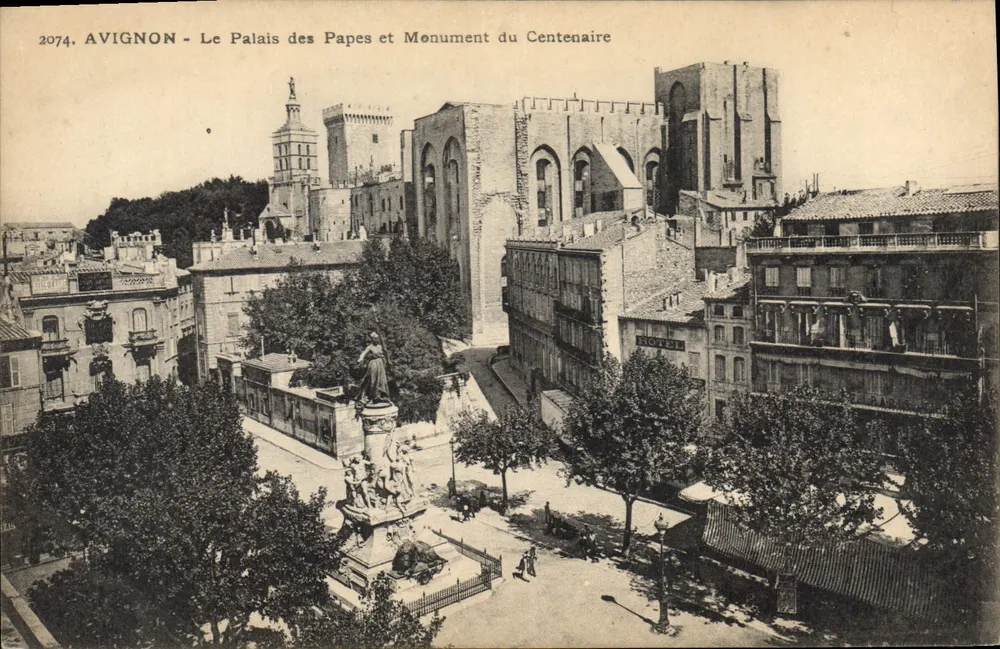 Avignon — Das Papstpalast und das Monument des Centennaires — Verlag: Ateliers de Photographie Guende, Marseille - Vorderseite
