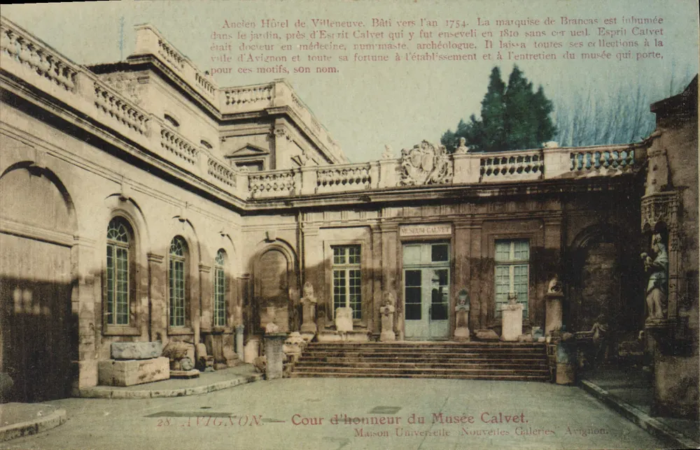 Cour d'honneur do Museu Calvet — Avignon — Maison Universelle Nouvelles Galeries - Frente