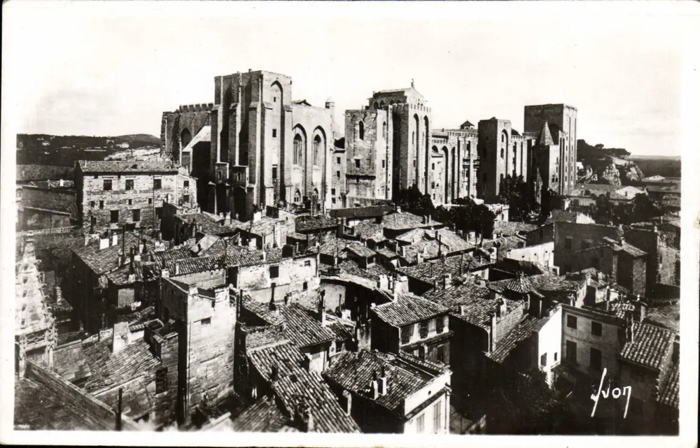 Avignon (Vaucluse) — O Palácio dos Papas — Edições de Arte 'AVIGNON' - Frente