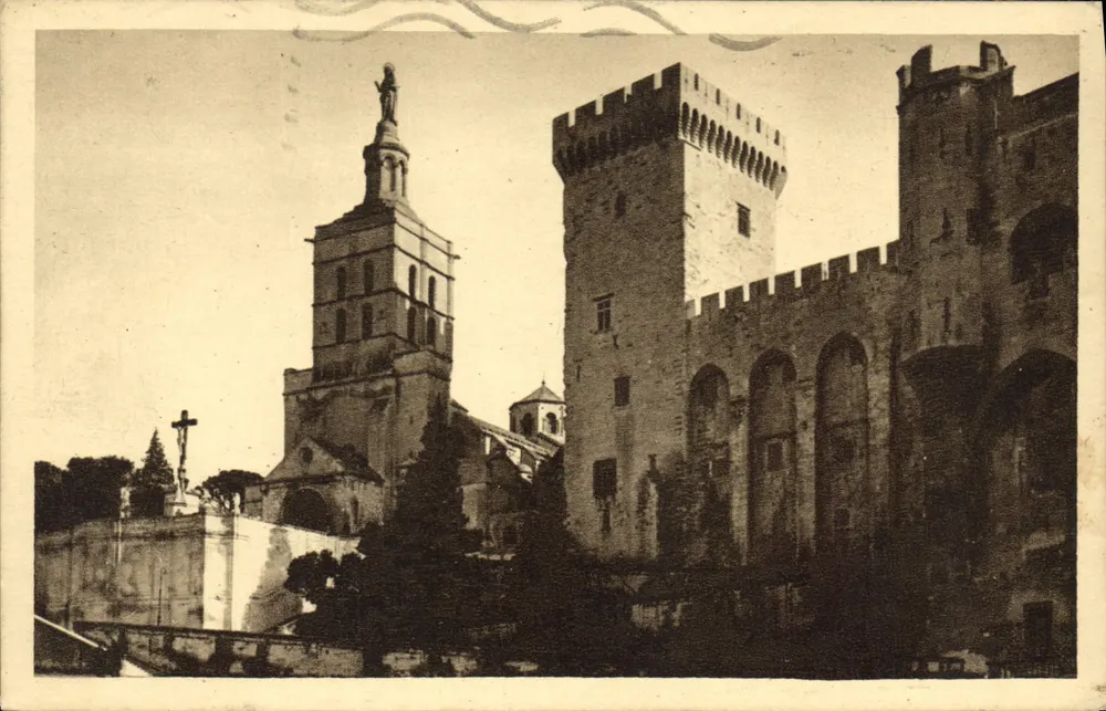 Avignon — Palast der Päpste und Turm der Campanie — Verlag 3.187 - Vorderseite