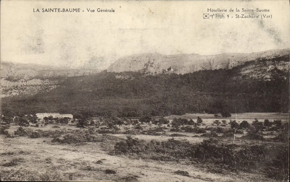 La Sainte-Baume - Visão Geral — Hôtellerie de la Sainte-Baume, St-Zacharie (Var) - Frente