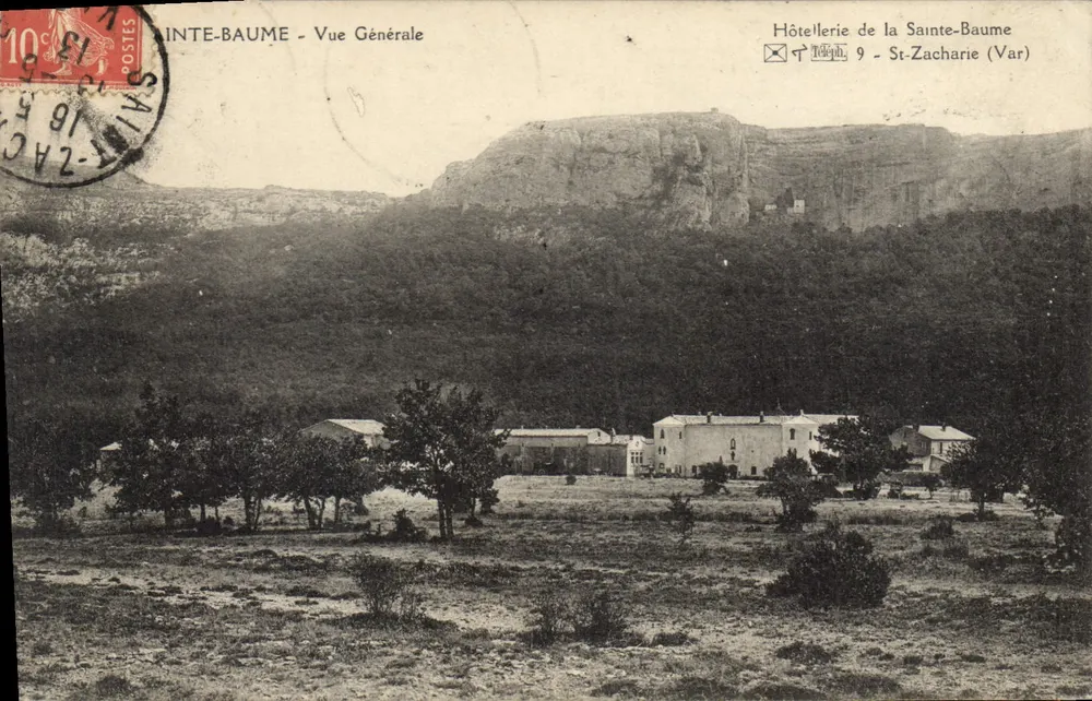Santa Baume - Vista Geral — Hôtellerie de la Sainte-Baume, St-Zacharie (Var) - Frente