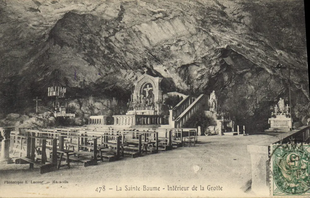 A Sainte-Baume — Interior da Gruta — Fototipia E. Lacour — Marselha — n° 478 - Frente