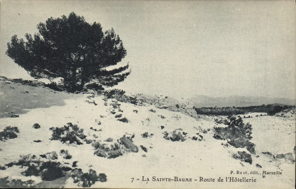 A Santa-Baume — Estrada para o Hotel — P. Rutt, editor, Marselha - Frente