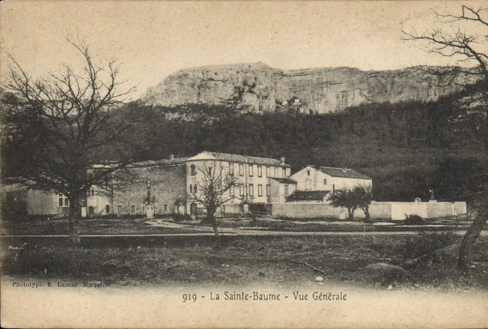 La Sainte-Baume - Vista Geral — Fototipia E. Lacour, Marselha — n° 919 - Frente