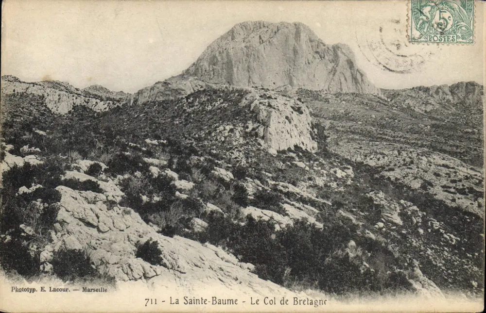 A Sainte-Baume — O Col de Bretagne — Fototipia. E. Lacour — Marselha — n°711 - Frente