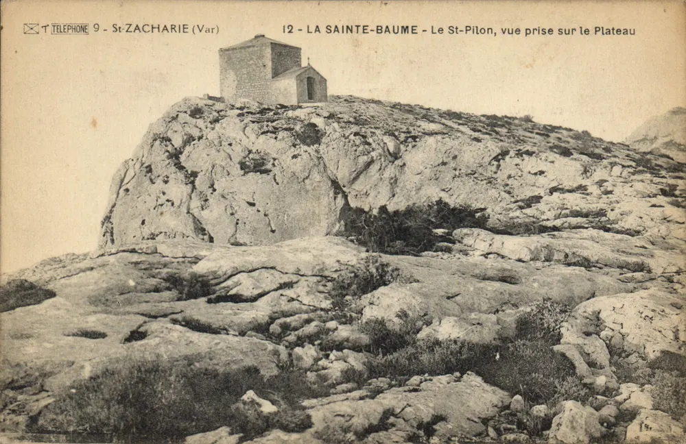 La Sainte-Baume - Le St-Pilon, Ansicht vom Plateau — St-Zacharie (Var) — Telefon 9 - Vorderseite