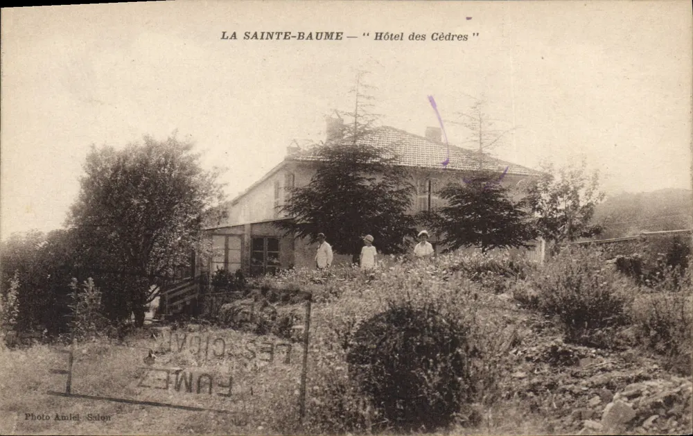 La Sainte-Baume — Hotel des Cèdres — Foto Amelot Salon - Voorkant
