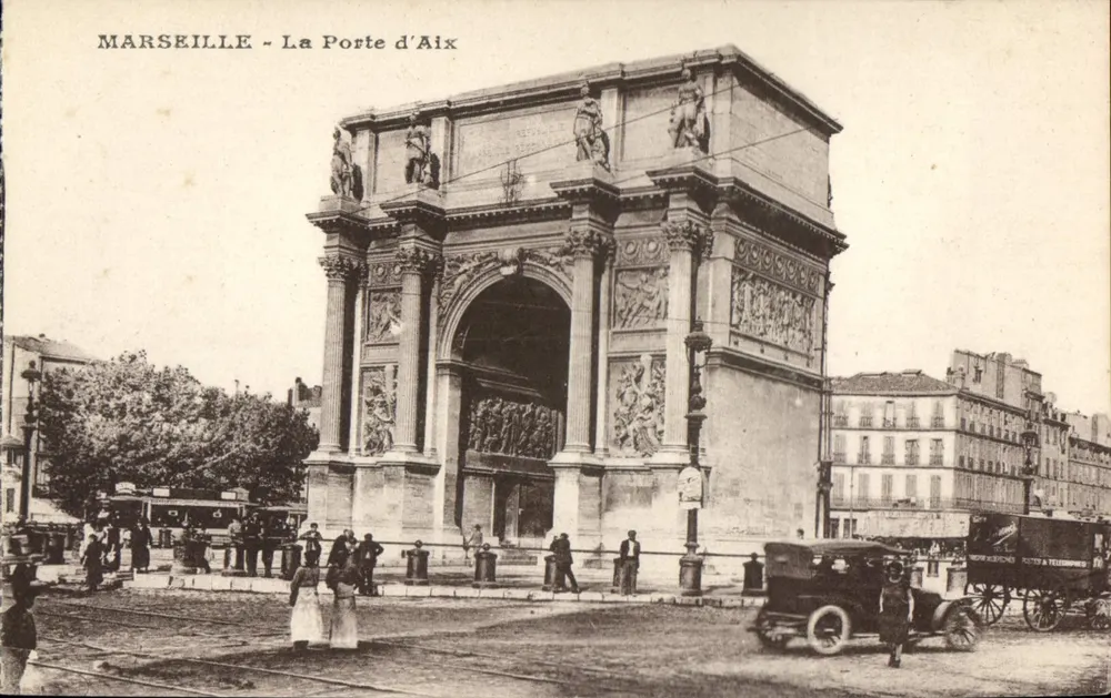 MARSEILLE - A Porta de Aix — editora não identificada - Frente
