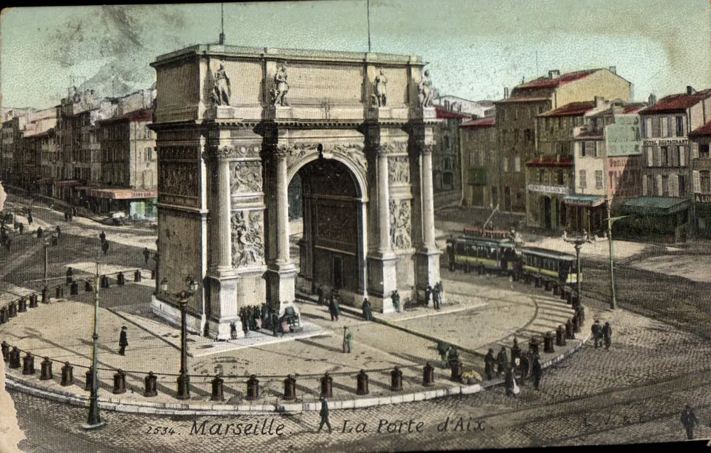 Marselha — A Porta de Aix — Editor L. V. A. S. n° 2534 - Frente
