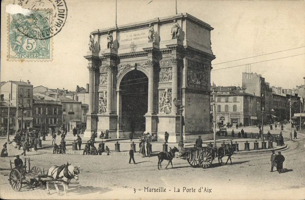 Marselha — A Porta de Aix — Bordotype & Cie, Marselha, n°3 - Frente