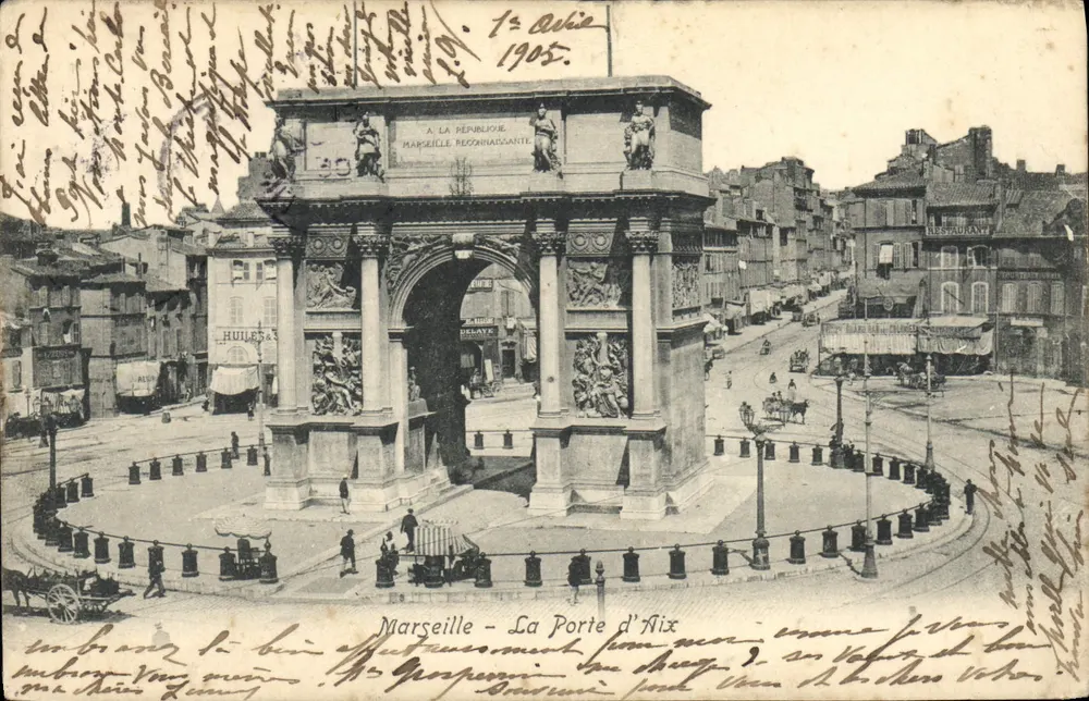 Marselha - A Porta de Ajax — Arco de triunfo dedicado à República — editor não identificado - Frente