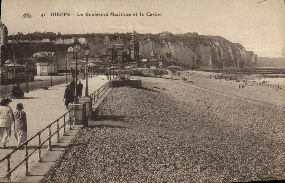 Dieppe - Der maritime Boulevard und das Casino - Vorderseite
