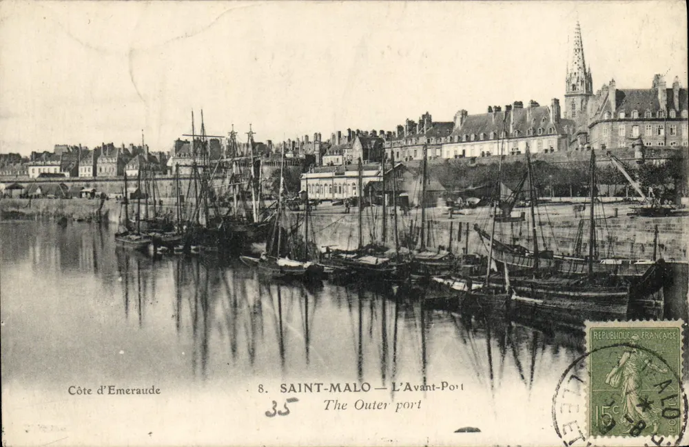 Saint-Malo — Der äußere Hafen — Küste der Smaragd, unbekannter Verlag, Nr. 8 - Vorderseite