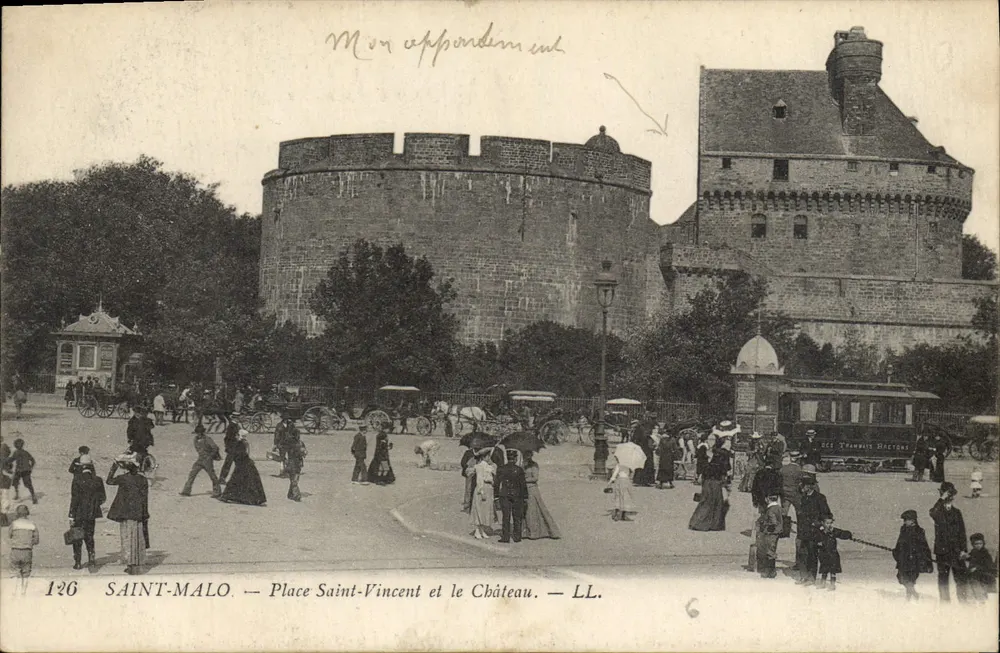Saint-Malo — Place Saint-Vincent und das Schloss — LL. n°136 - Vorderseite