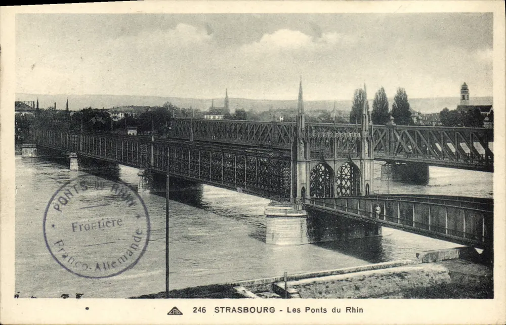 Estrasburgo - Os Pontes do Rio Reno — editor PONTES DU RHIN, n° 246 - Frente
