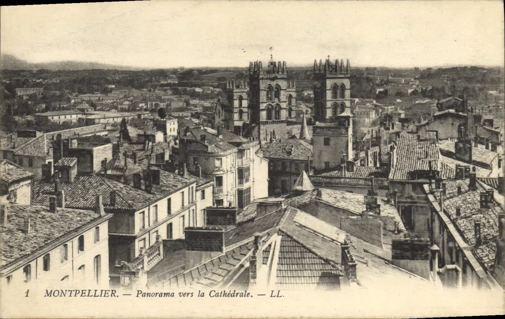Montpellier — Panorama em direção à Catedral — LL. - Frente