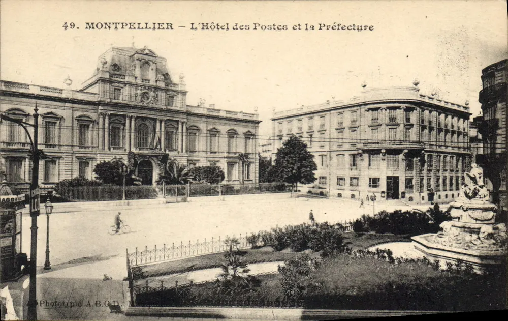 Montpellier — O Hotel das Correios e a Prefeitura — Fototipia A.B.C.D. Montpellier - Frente