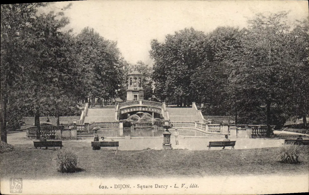 Praça Darcy - Dijon — L. V., edição n° 602 - Frente