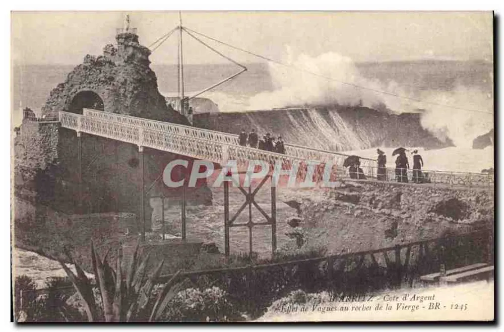 Efeito de Ondas no Rocher de la Vierge - DARRITZ - Côte d'Argent - BR 1245 - Frente