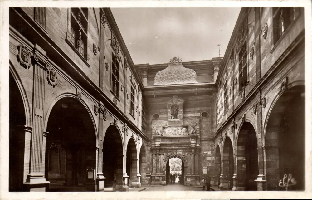 Das Kapitol - Cour Henri-IV — Anfang des 17. Jahrhunderts — Edition Lapouche, Toulouse - Vorderseite
