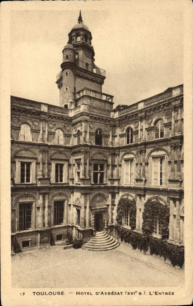 Toulouse — Das Hotel d'Assézat (16. Jahrhundert). Der Eingang - Vorderseite