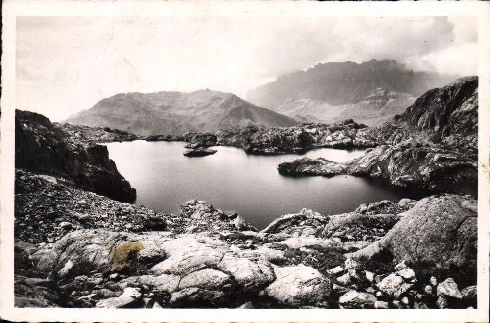 Chamonix - O Lago Cornu — Foto Verdadeira, edição Gay-Couttet, n°51 - Frente