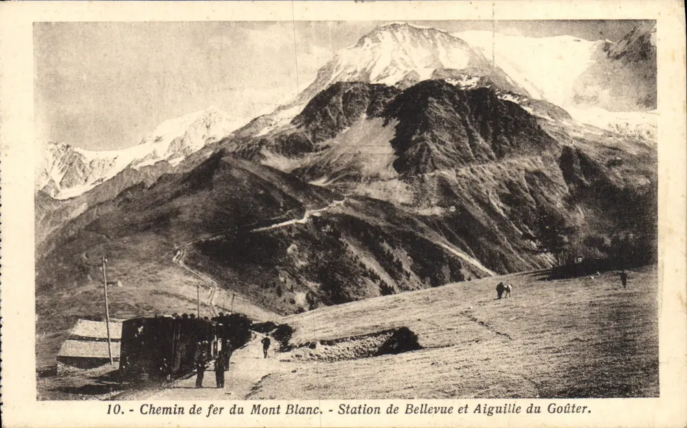 Mont-Blanc-Bahn — Bahnhof Bellevue und Aiguille du Goûter — J. Rosnoliet, Annemasse (Île-Savoie) - Vorderseite